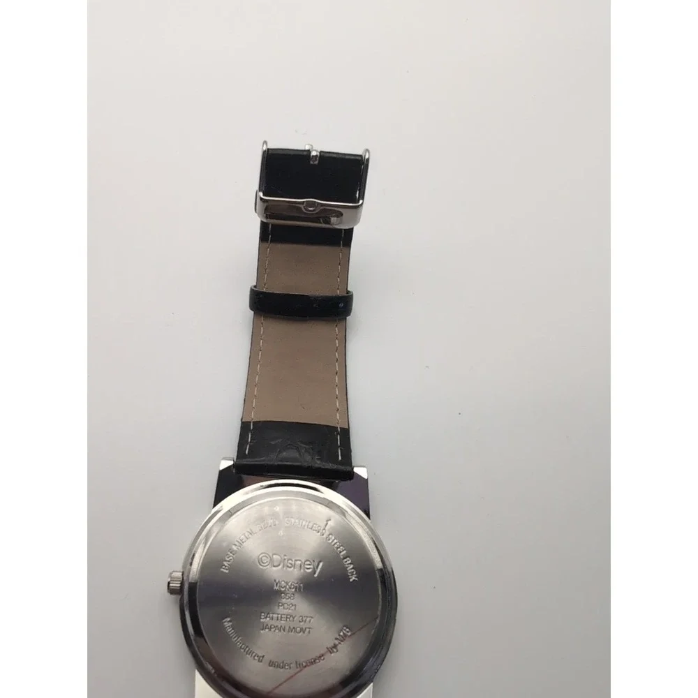 NOS Mickey Mouse Watch With Tin.‎ Needs Battery